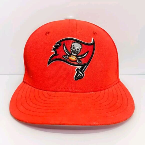 Mens Size 6 5/8 Tampa Bay Buccaneers Hat Cap Fitted Red NEW ERA 59Fifty NFL - Picture 1 of 16